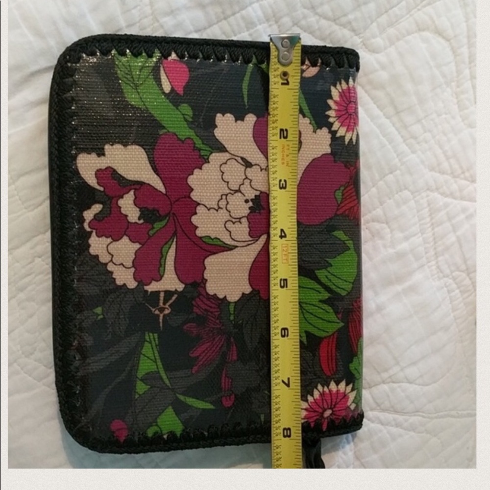 Women Sakroots Wallet